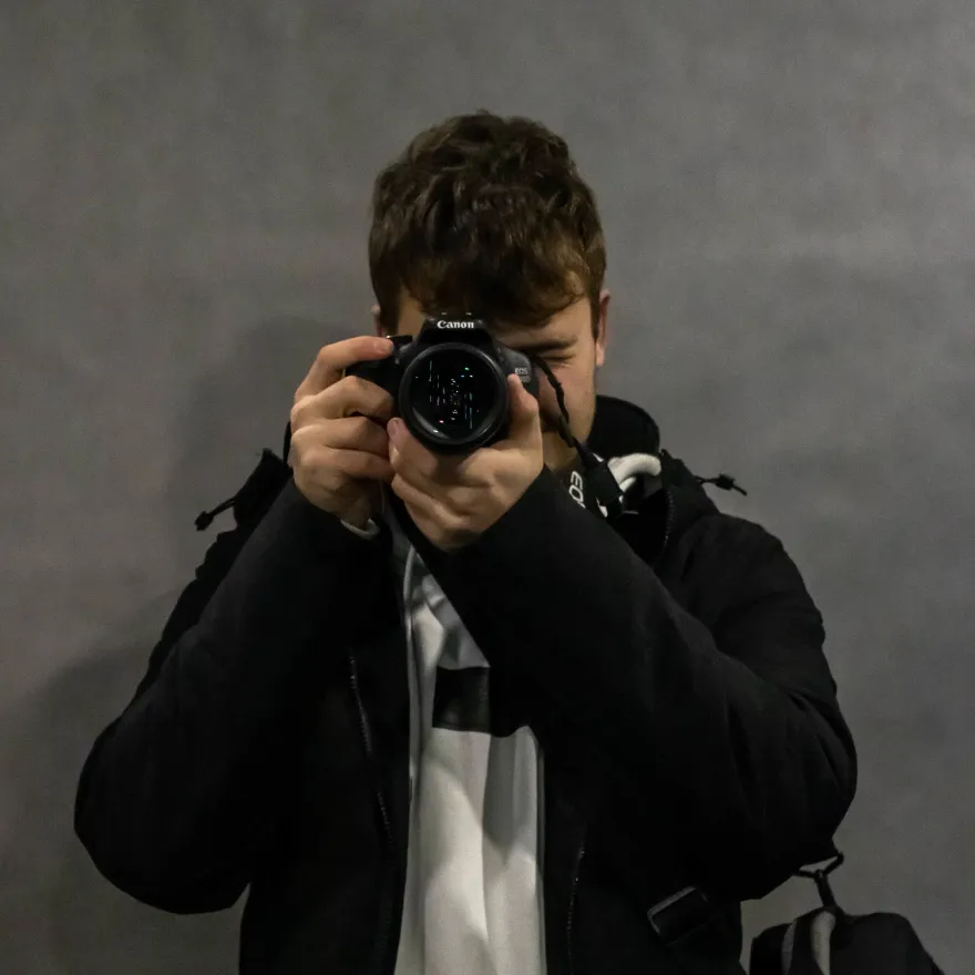 Tamás