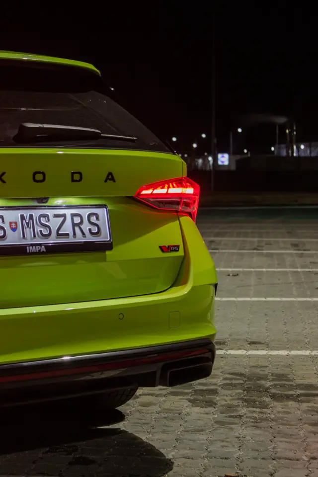 Škoda Octavia RS – Nočná jazda – 7