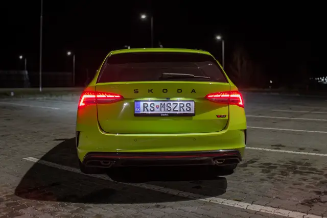 Škoda Octavia RS – Nočná jazda – 8